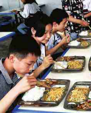 “營養餐”改善甘肅省農村學生營養狀況