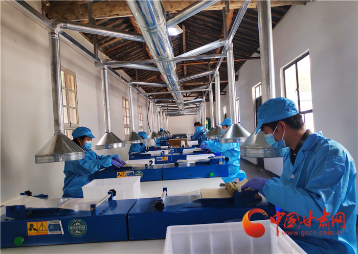 《甘肅省工程建設領域農民工工資專用賬戶管理暫行辦法實施細則》出臺