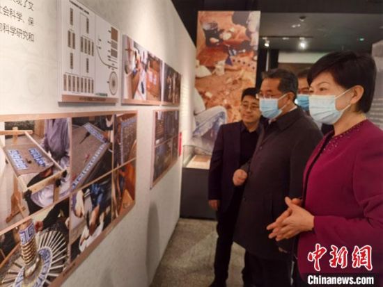 圖為展覽現(xiàn)場。 馮志軍 攝 圖為展覽現(xiàn)場。 馮志軍 攝