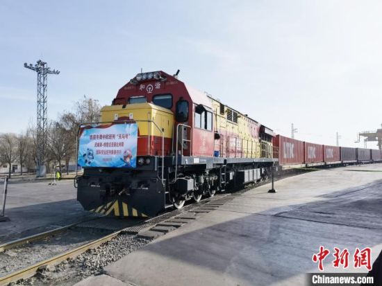 甘肅企業走出去“危中育新機” “借船出?！蓖貒H市場