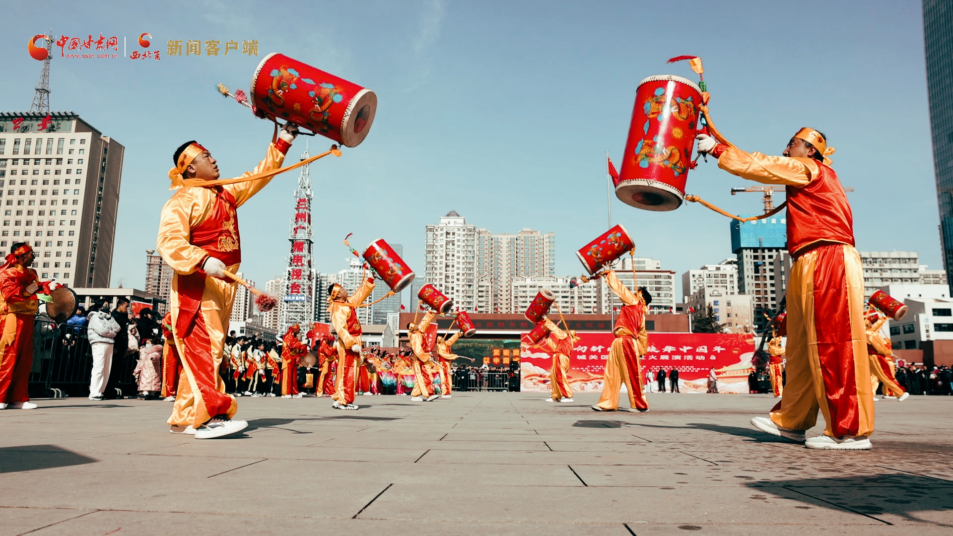 【網(wǎng)絡(luò)中國(guó)節(jié)·春節(jié)】視頻|蘭州：敲太平鼓 耍社火 賞非遺